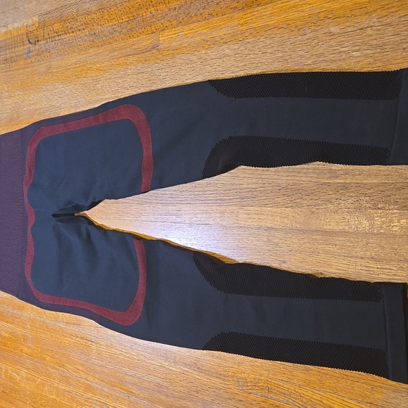 Source Unknown Pants - Women Small Black Red‎ Compression Mesh Vent Active Workout Yoga Leggings